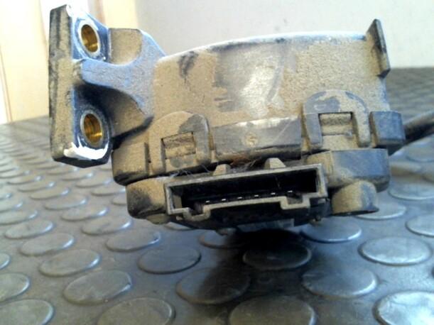 Foto: GASPEDAL eines VW Sharan 1.9 TDI