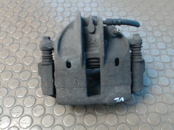 Foto: BREMSSATTEL VORN LINKS eines Volvo V40 1.9 D