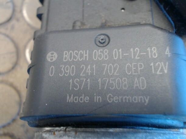 Foto: SCHEIBENWISCHERMOTOR VORN eines Ford Mondeo 2.0 Turnier TDCi