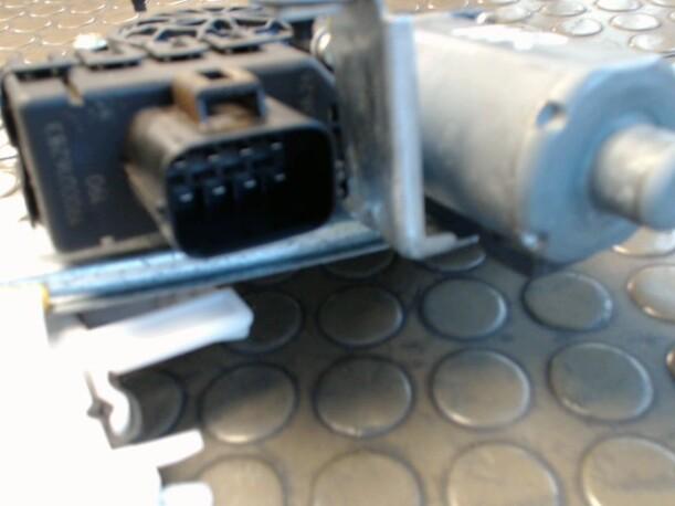 Foto: FENSTERHEBERELEKTR. HINTEN RECHTS eines Ford Mondeo 2.0 Turnier TDCi