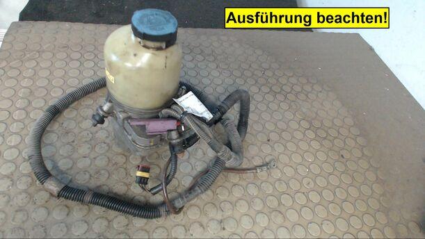 Foto: PUMPE SERVOLENKUNG TRW2 eines Opel Astra 1.7 CDTI Caravan