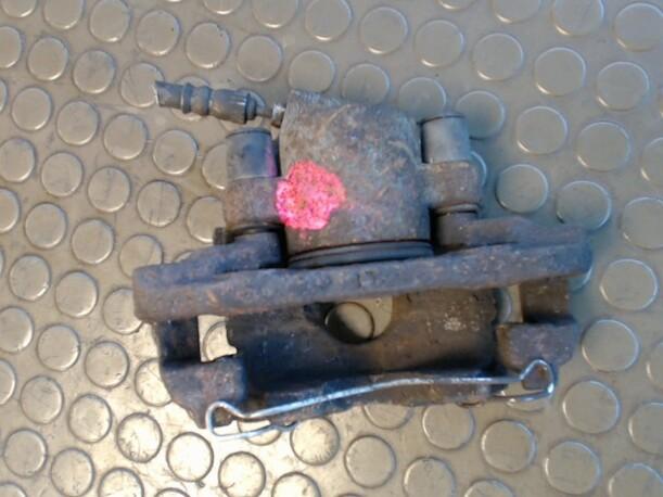 Foto: BREMSSATTELVORN LINKS eines Ford Ka