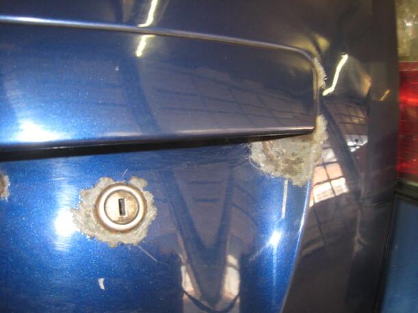 Foto: HECKKLAPPE / HECKDECKEL eines Fiat Stilo 1.4 16V