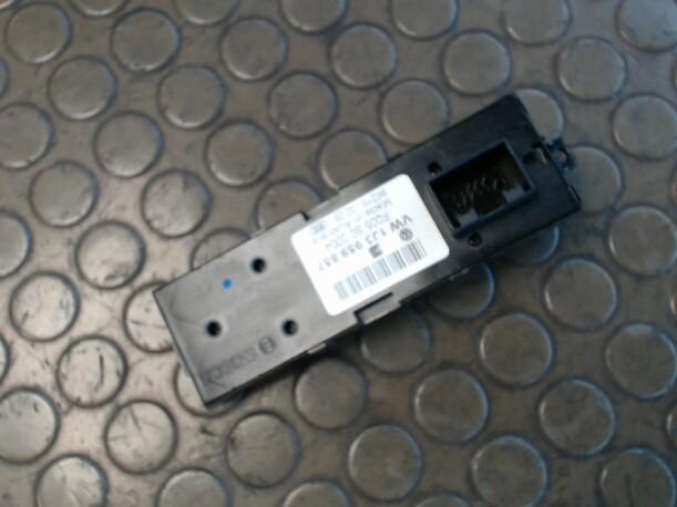 Foto: FENSTERHEBERSCHALTER eines Seat Toledo 1.6