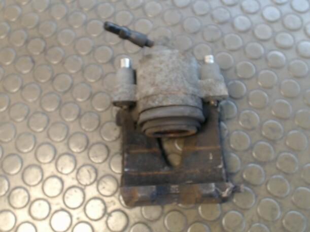 Foto: BREMSSATTEL VORN LINKS eines Seat Toledo 1.6
