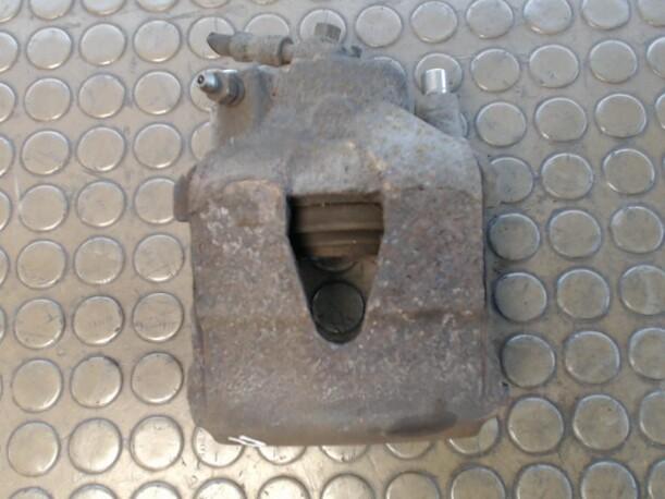 Foto: BREMSSATTEL VORN RECHTS eines Seat Toledo 1.6