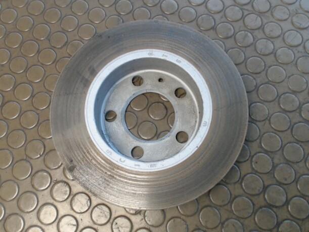 Foto: BREMSSCHEIBE HINTEN LINKS eines Seat Toledo 1.6