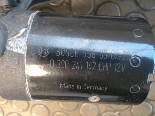 Foto: SCHEIBENWISCHERMOTOR VORN eines Opel Vectra 2.2 Caravan