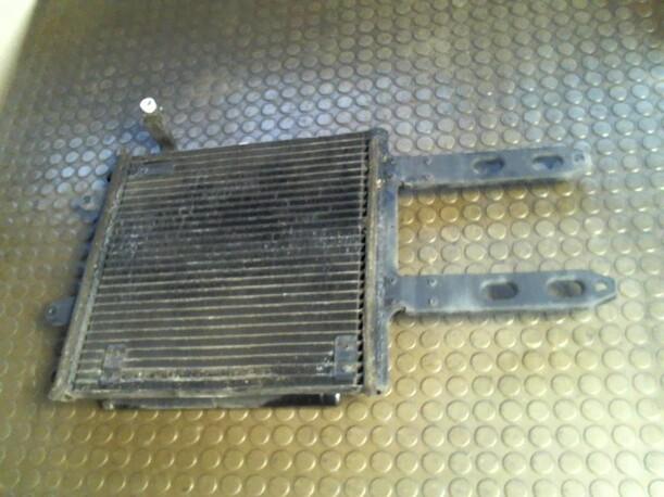 Foto: KONDENSATOR KLIMAANLAGE eines VW Polo