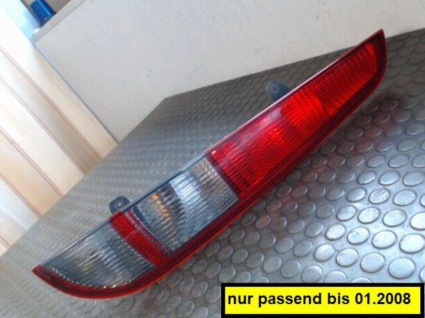 Foto: HECKLEUCHTE / RÜCKLICHT RECHTS eines Ford Focus Turnier 1.6 TDCi DPF
