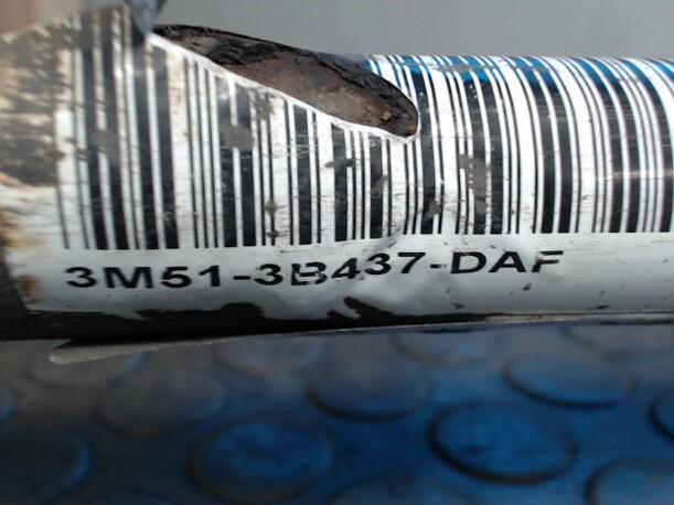 Foto: ANTRIEBSWELLE LINKS eines Ford Focus Turnier 1.6 TDCi DPF