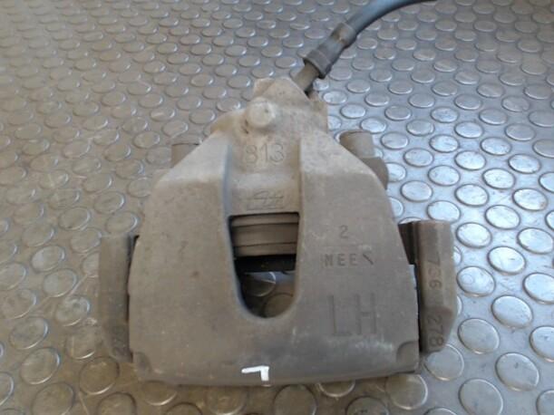 Foto: BREMSSATTEL VORN LINKS eines Ford Focus Turnier 1.6 TDCi DPF