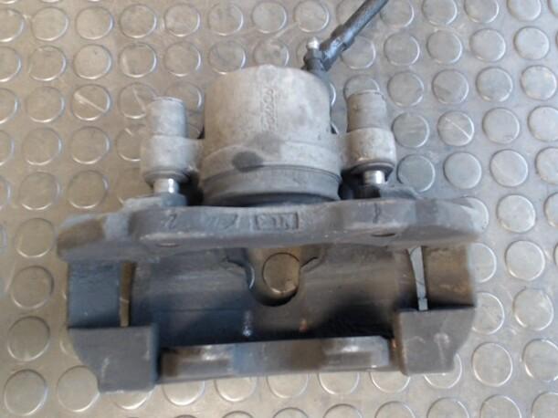 Foto: BREMSSATTEL VORN RECHTS eines Ford Focus Turnier 1.6 TDCi DPF