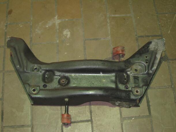 Foto: ACHSKÖRPER VORNE eines Seat Ibiza 1.2 12V
