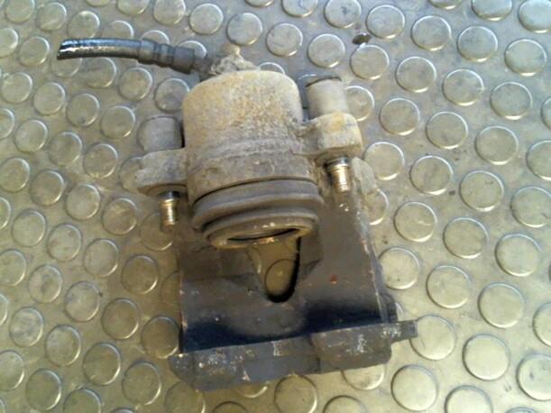 Foto: BREMSSATTEL VORN LINKS eines Seat Ibiza 1.2 12V