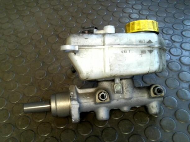 Foto: HAUPTBREMSZYLINDER eines Seat Ibiza 1.2 12V