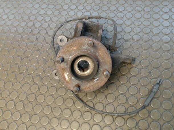 Foto: ACHSSCHENKEL VORNE LINKS eines Mazda 121