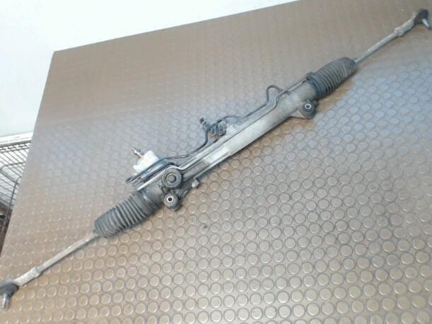 Foto: SERVOLENKUNG eines Mazda 121