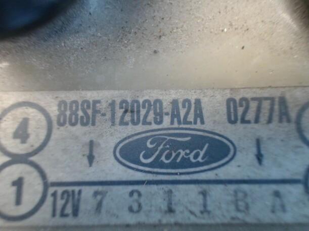 Foto: ZÜNDSPULE eines Mazda 121