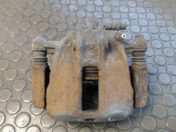 Foto: BREMSSATTEL VORN LINKS eines Mitsubishi Carisma 1600