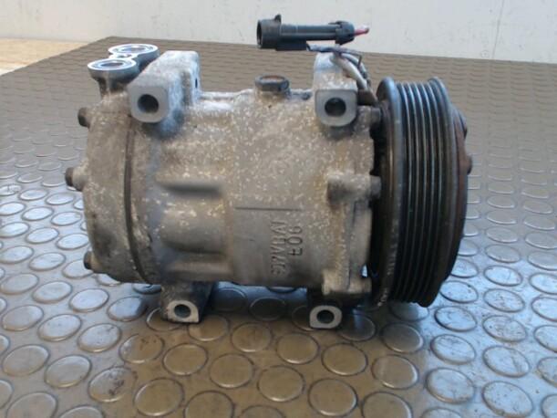 Foto: KOMPRESSOR KLIMAANLAGE eines Alfa Romeo 156 Sportwagon 2.0 JTS Selespeed