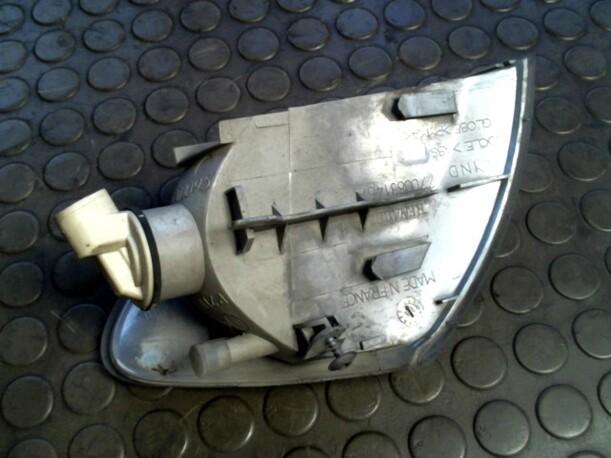 Foto: BLINKER VORN RECHTS eines Renault Megane Scenic 1.6e