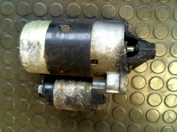 Foto: ANLASSER / STARTER eines Renault Megane Scenic 1.6e