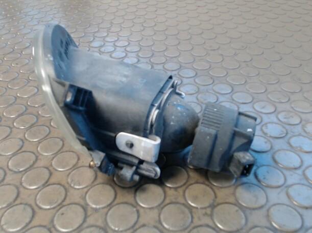 Foto: NEBELSCHEINWERFER LINKS eines Ford Mondeo 16V