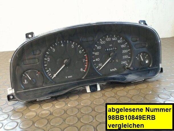 Foto: TACHOANZEIGE eines Ford Mondeo 16V