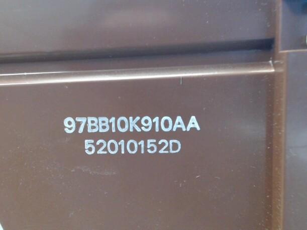 Foto: DISPLAY/BORDCOMPUTER eines Ford Mondeo 16V