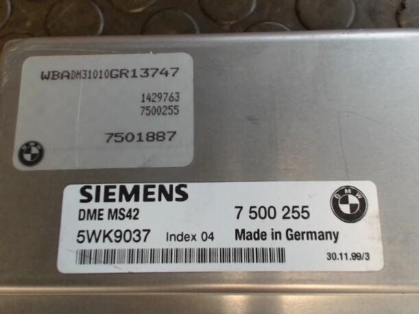 Foto: STEUERGERÄT EINSPRITZUNG eines BMW 523i