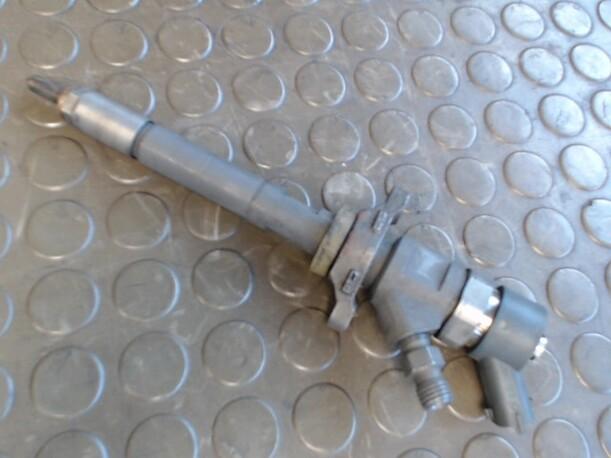 Foto: EINSPRITZDÜSE eines Ford Focus Turnier 1.6 TDCi DPF