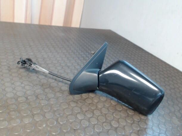 Foto: AUSSENSPIEGEL LINKS MECH. VERSTELLBAR eines VW Golf 1.4 Sunnyboy
