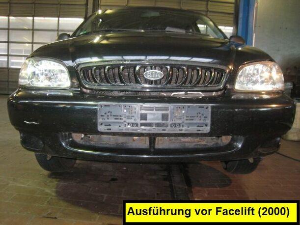 Foto: STOßFÄNGER / STOßSTANGE VORNE eines Kia Carnival V6 Sunnyboy