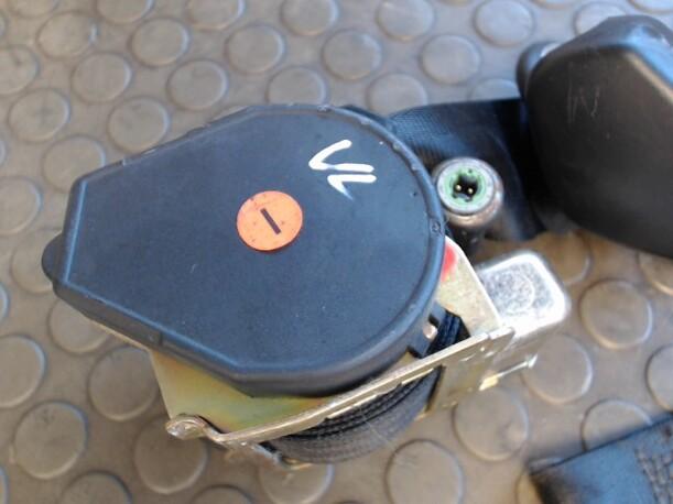 Foto: SICHERHEITSGURT VORNE LINKS (2/3-TÜRER) eines Seat Ibiza 1.4 16V Sunnyboy