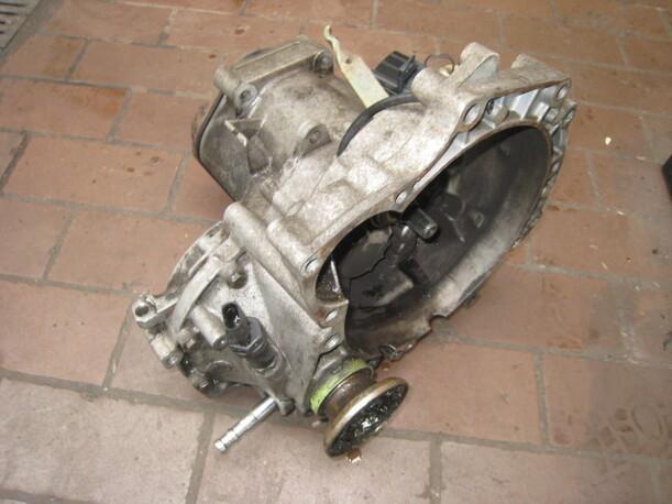 Foto: SCHALTGETRIEBE 5-GANG eines Seat Ibiza 1.4 16V Sunnyboy