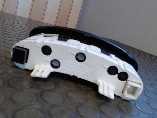 Foto: DISPLAY / INFODISPLAY eines Chevrolet Matiz 1.0 Sunnyboy