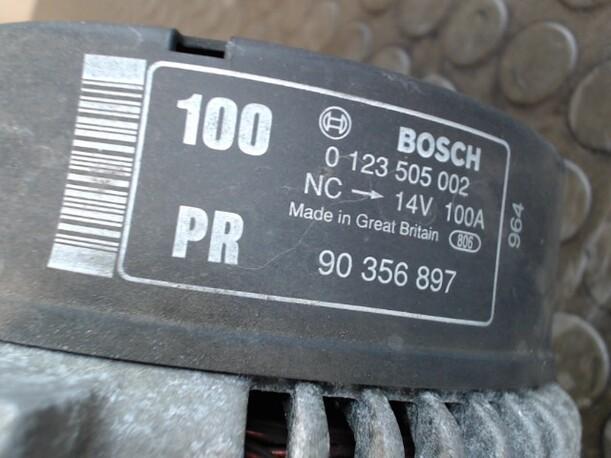 Foto: LICHTMASCHINE eines Opel Vectra 1.6 Sunnyboy