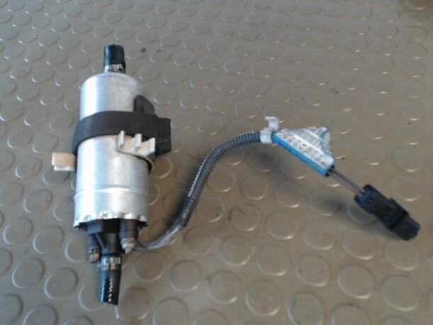 Foto: KRAFTSTOFFPUMPE eines Renault Laguna 1.9 dCi Sunnyboy