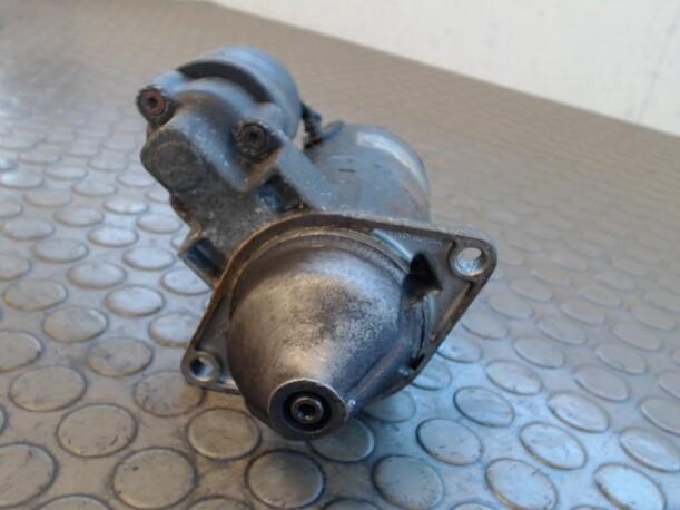 Foto: ANLASSER / STARTER  BOSCH eines Opel Corsa Sunnyboy