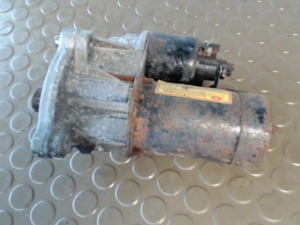 Foto: ANLASSER / STARTER eines Citroen AX 11 Sunnyboy