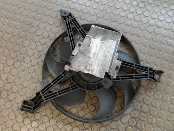 Foto: ELEKTROLÜFTER R eines Opel Sintra 2.2 16V Sunnyboy