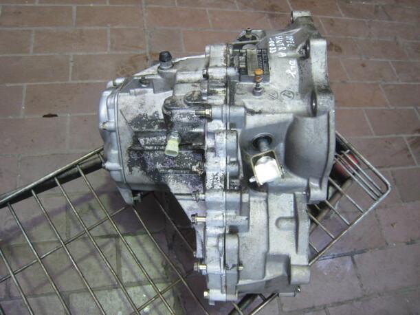 Foto: SCHALTGETRIEBE eines Opel Sintra 2.2 16V Sunnyboy