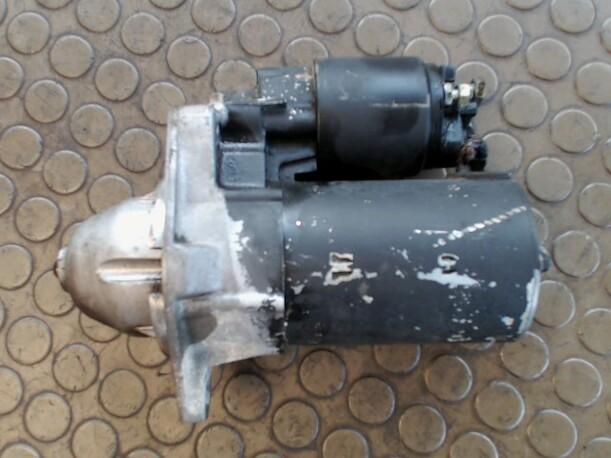 Foto: ANLASSER / STARTER  BOSCH eines Opel Sintra 2.2 16V Exclusive