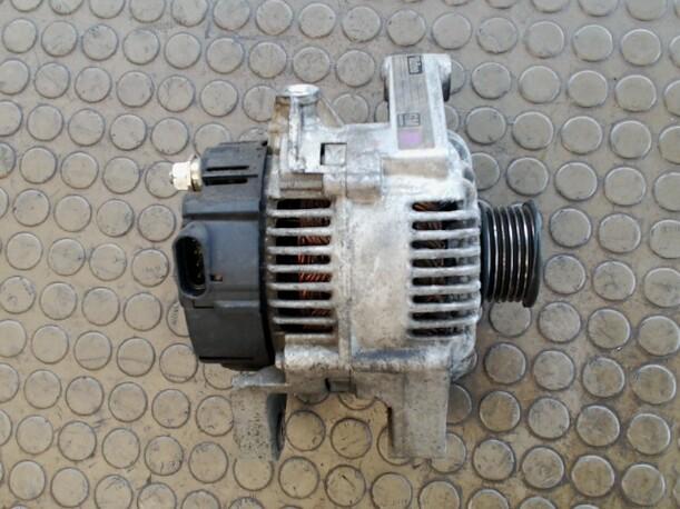 Foto: LICHTMASCHINE VALEO eines Opel Sintra 2.2 16V Sunnyboy
