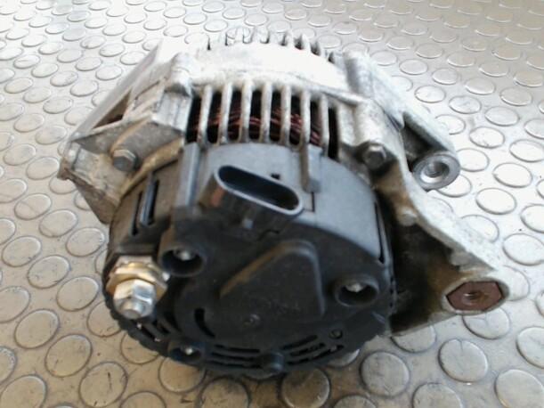 Foto: LICHTMASCHINE VALEO eines Opel Sintra 2.2 16V Sunnyboy