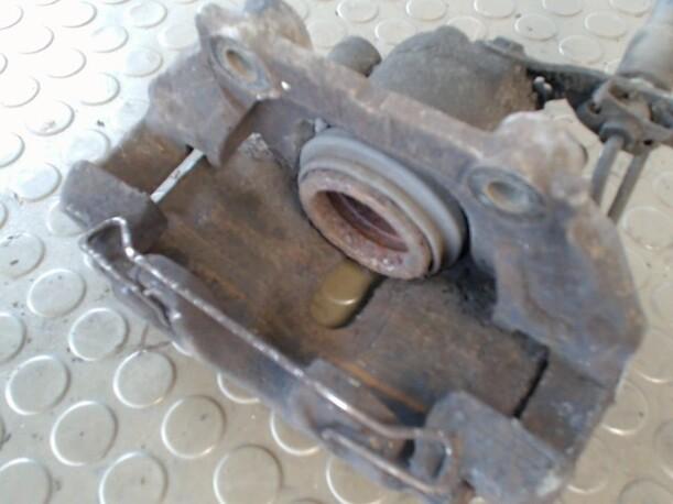 Foto: BREMSSATTEL VORN LINKS eines VW Passat Variant 1.9 TDI