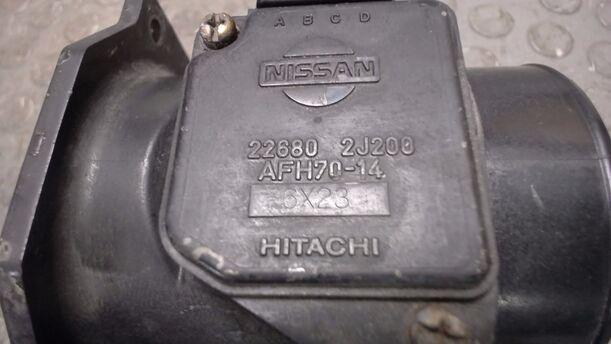 Foto: LUFTMASSENMESSER eines Nissan Terrano II 2.7 TDi Sunnyboy