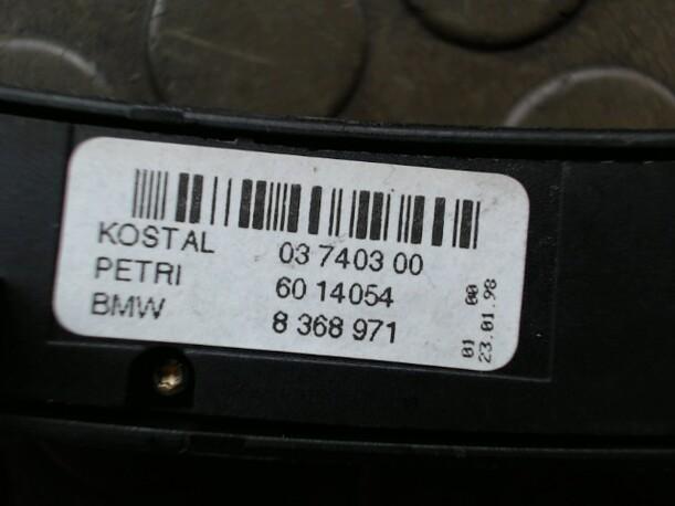 Foto: SCHALTER LENKRAD LINKS eines BMW 525 tds touring Sunnyboy