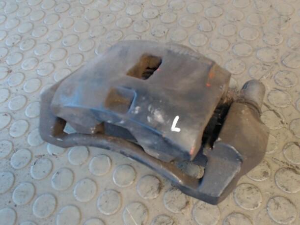 Foto: BREMSSATTEL VORN LINKS eines Ford Probe 24V Trendline